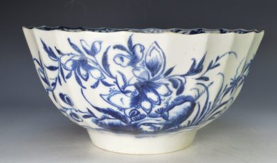 Worcester porcelain bowl