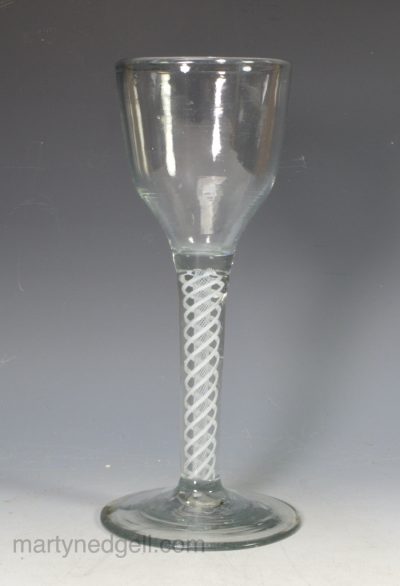 Continental wine glass