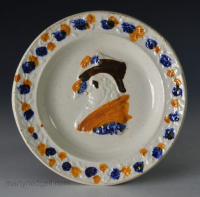 Small prattware pottery commemorative plate Queen Caroline, circa 1821