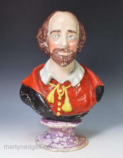 Staffordshire pearlware pottery bust of Shakespeare, circa 1820