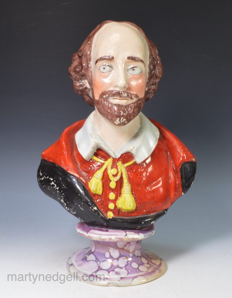 Staffordshire pearlware pottery bust of Shakespeare, circa 1820