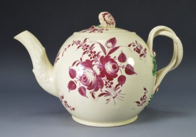 Leeds creamware pottery teapot, circa 1770