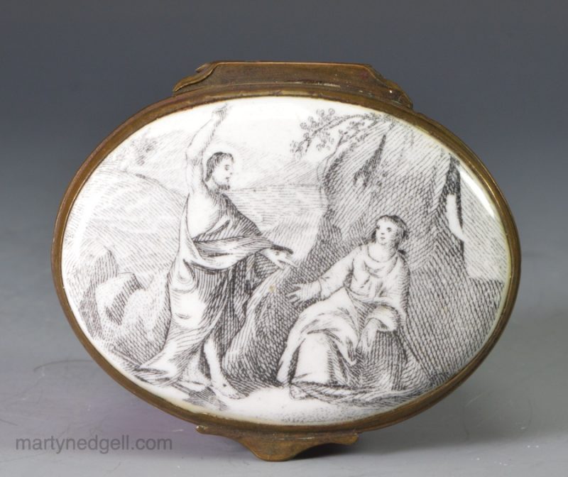 Bilston enamel patch box printed with Jesus appearing as a Gardner to Mary Magdalene, John 20:15, circa 1780