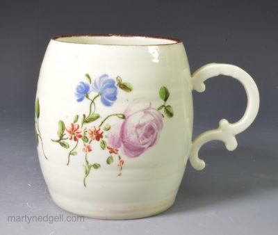 French porcelain barrel shaped mug, circa 1755 Chantilly