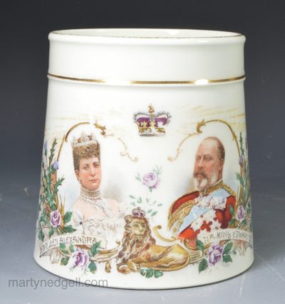 Porcelain Edward VII and Queen Alexandra coronation mug, circa 1902