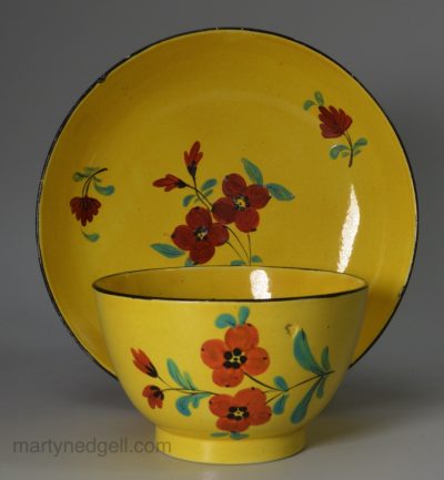 Canary yellow tea bowl and saucer, circa 1820