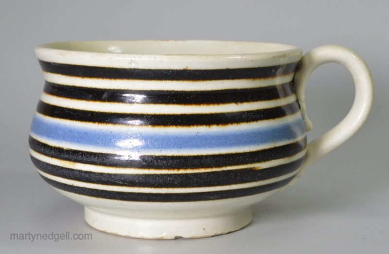 Mocha ware banded shallow cup, circa 1830