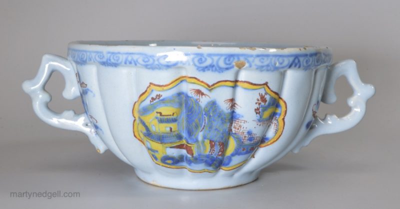 Italian tin glaze two handled bowl, circa 1720 Faenza