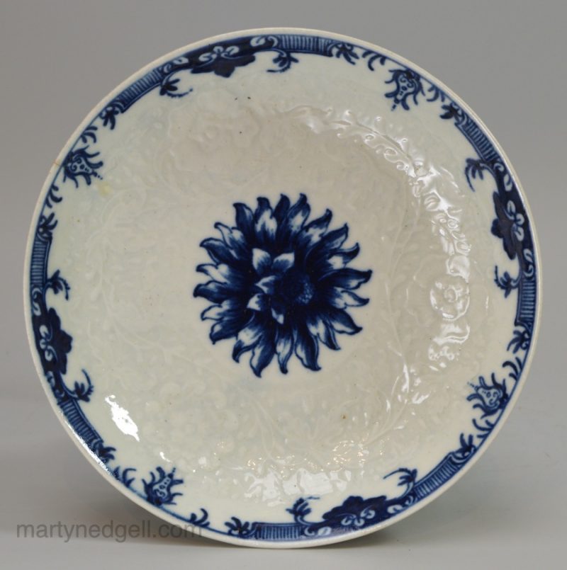 Worcester porcelain saucer, circa 1765