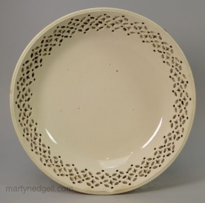 Pierced creamware pottery shallow bowl, circa 1780