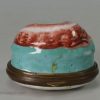 Bilston enamel patch box moulded in the shape of a cow, circa 1780