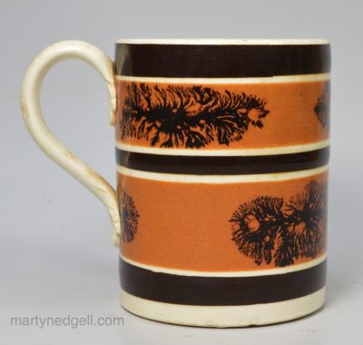Mocha creamware pottery mug with dendritic decoration, circa 1820