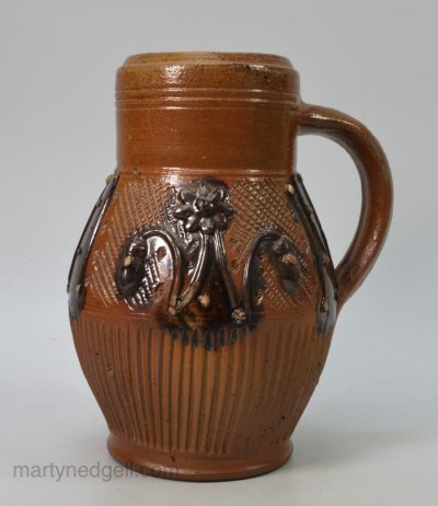 Muskaue Birnkrug saltglaze stoneware mug, circa 1800