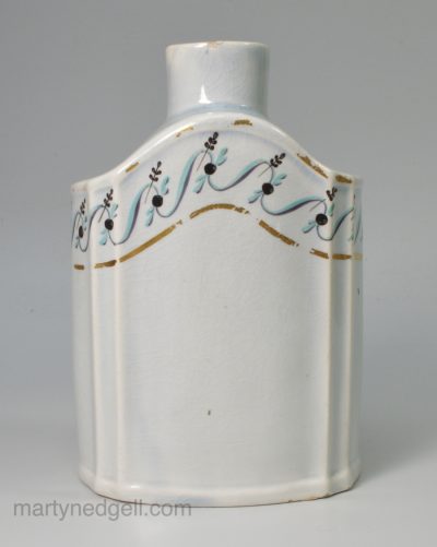 Pearlware pottery tea canister, circa 1790, Leeds Pottery