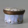 Bilston enamel pill box, circa 1780 "Remember the Giver"