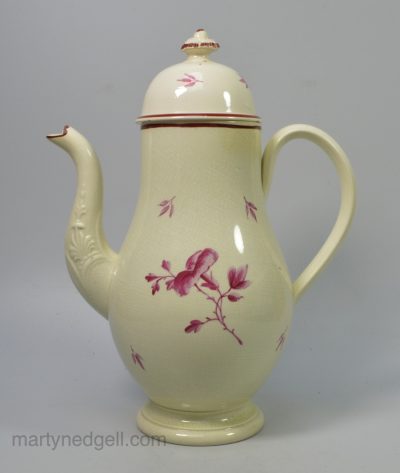 Creamware pottery coffee pot, circa 1780, Leeds Pottery