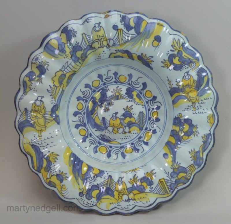 Large Dutch Delft buckle dish, circa 1690