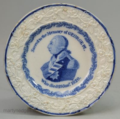 Small pearlware plate commemorating the death and life of George III, in 1820