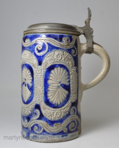 Westerwald salt glaze stoneware pottery tankard, circa 1720