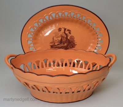 Don pottery Chalcedony basket and stand, circa 1820