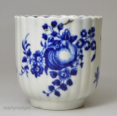 Caughley porcelain coffee cup, circa 1780