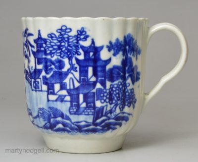 Caughley porcelain coffee cup, circa 1780