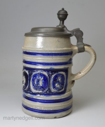 Derby porcelain cat, circa 1810