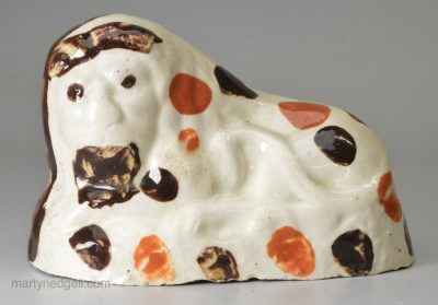 Creamware pottery William Pitt type lion, circa 1790 probably Bovey Tracey Pottery