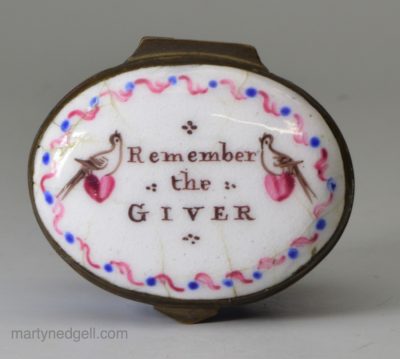 Bilston enamel patch box 'Remember the Giver', circa 1780