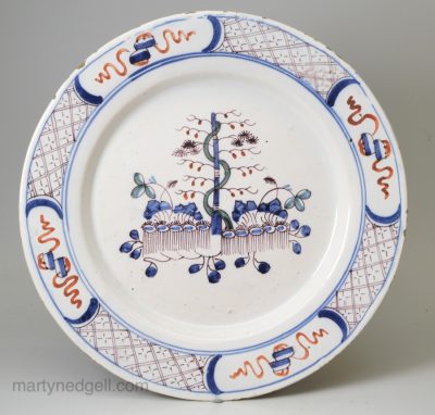 London delft polychrome plate, circa 1750