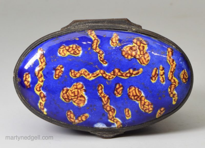 Bilston enamel snuff box, circa 1780