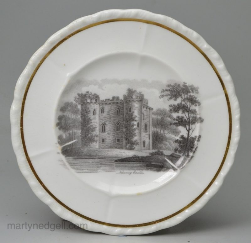 Small English plate with a bat print of Nunnery Castle, circa 1830