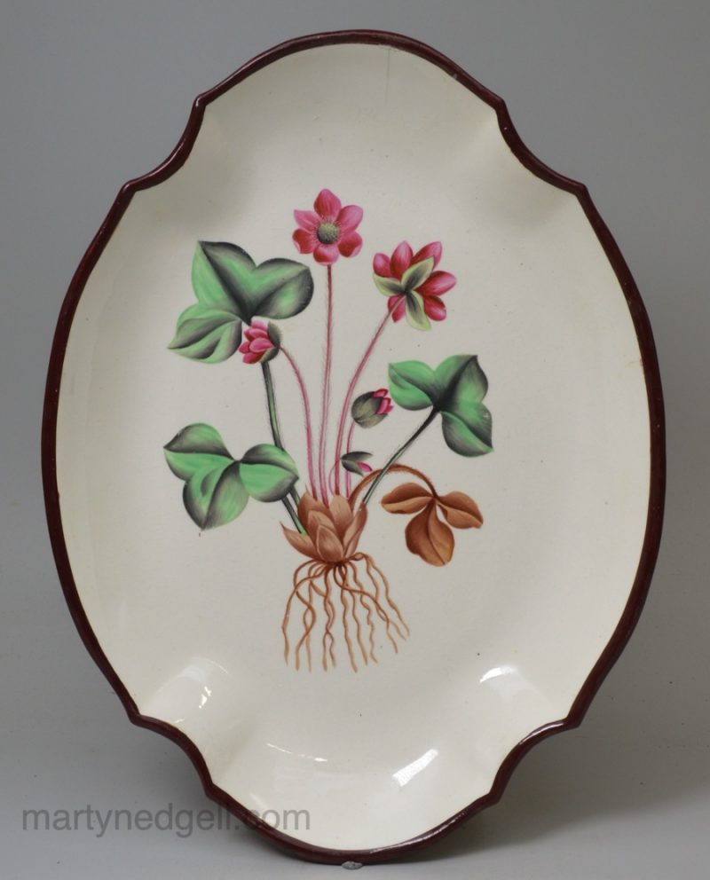 Pearlware pottery dessert dish painted with a Nobel Liver Wort, circa 1820 Don Pottery