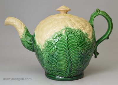 Staffordshire creamware pottery teapot moulded as a cauliflower, circa 1770