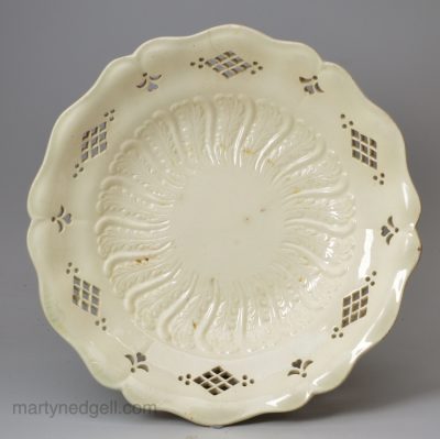 Creamware pottery pierced shallow bowl, circa 1780