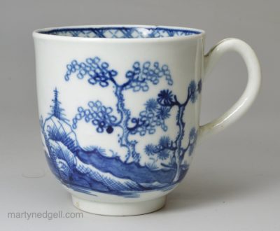 Worcester porcelain coffee cup, circa. 1770 Cannon ball pattern