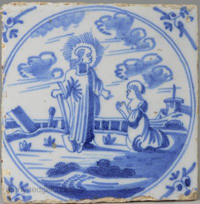 Dutch Delft biblical tile, Jesus appears to Mary Magdalene as a Gardiner, circa 1750