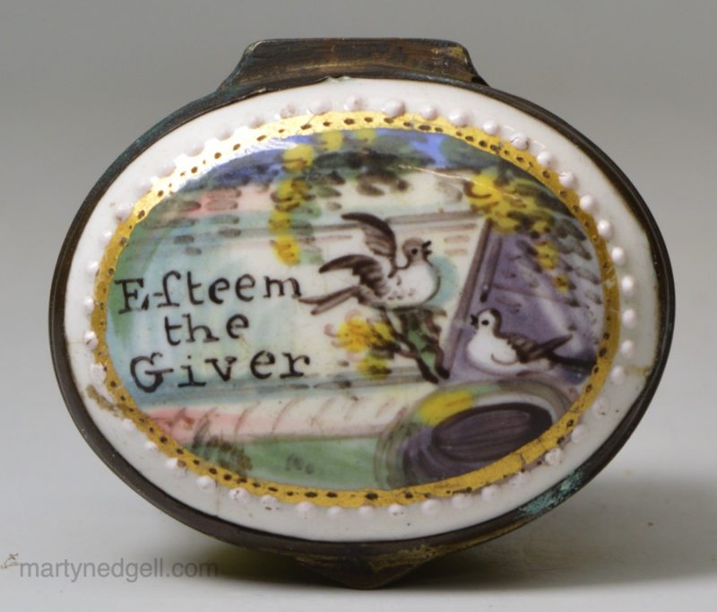 Bilston enamel patch box 'Esteem the Giver', circa 1780