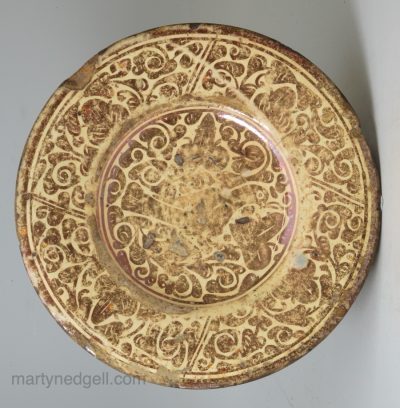 Small Hispano Moresque lustre dish, circa 1550