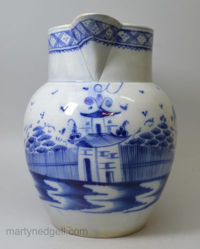 Large China glaze pottery jug, circa 1800