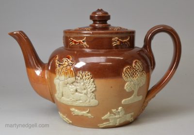 Doulton stoneware teapot, circa 1902-1936