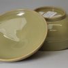Wedgwood drabware pottery sugar basin and cover, circa 1820