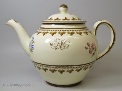 Large Wedgwood pottery punch pot, circa 1790, initials R.H.