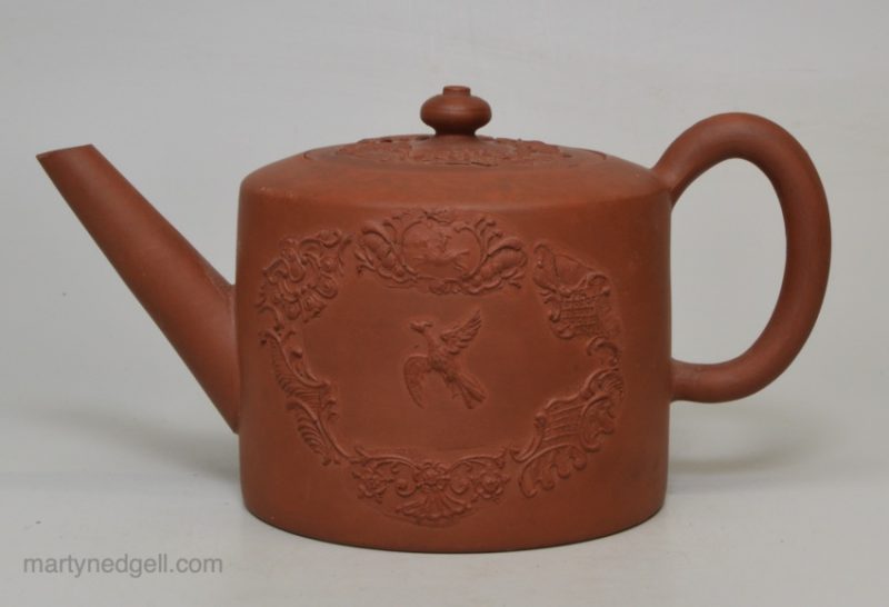 Small Staffordshire red stoneware tea pot, circa 1760