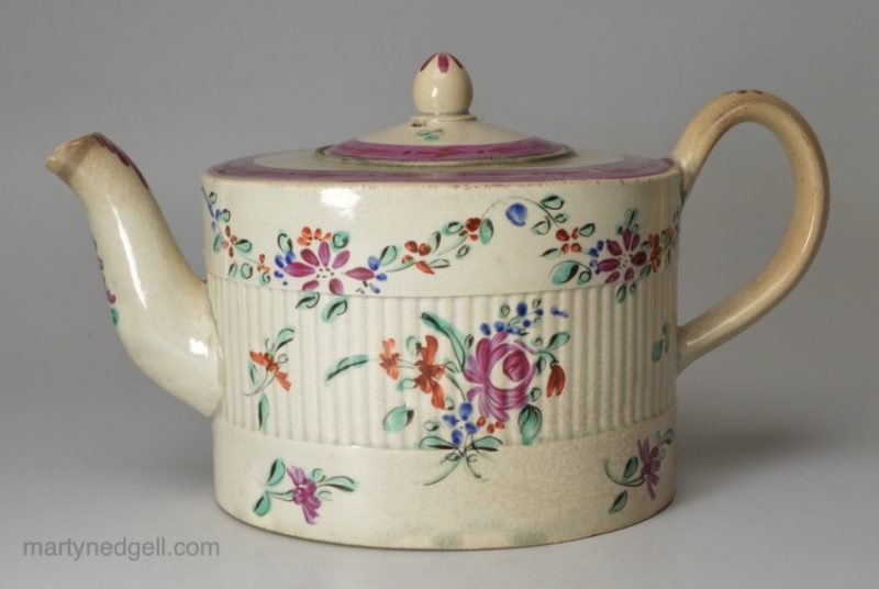 Pearlware pottery teapot, circa 1800