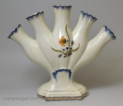 Prattware pottery quintal vase, circa 1820