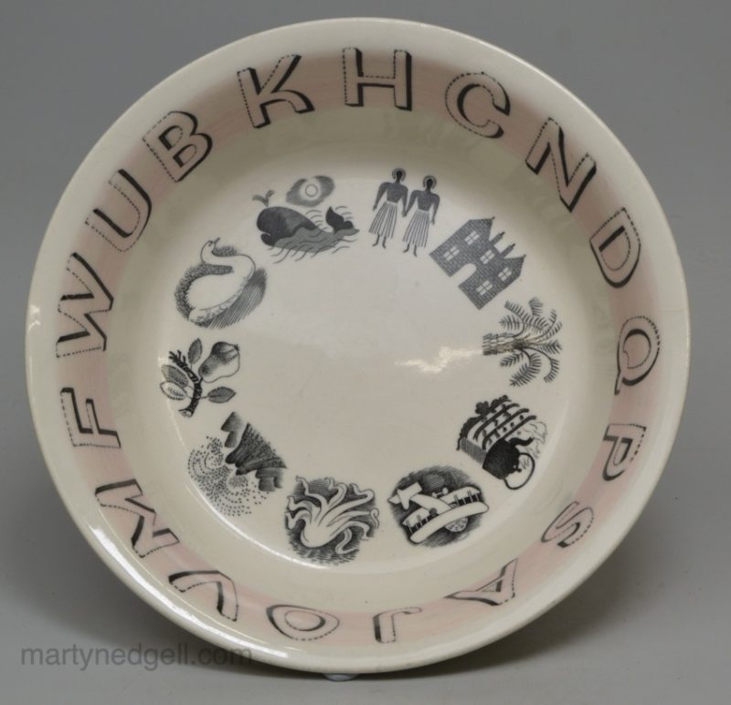Wedgwood pottery cereal bowl with a design by Eric Ravilious, circa 1936