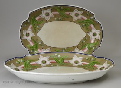 Pair of Wedgwood pearlware pottery dessert dishes, circa 1820