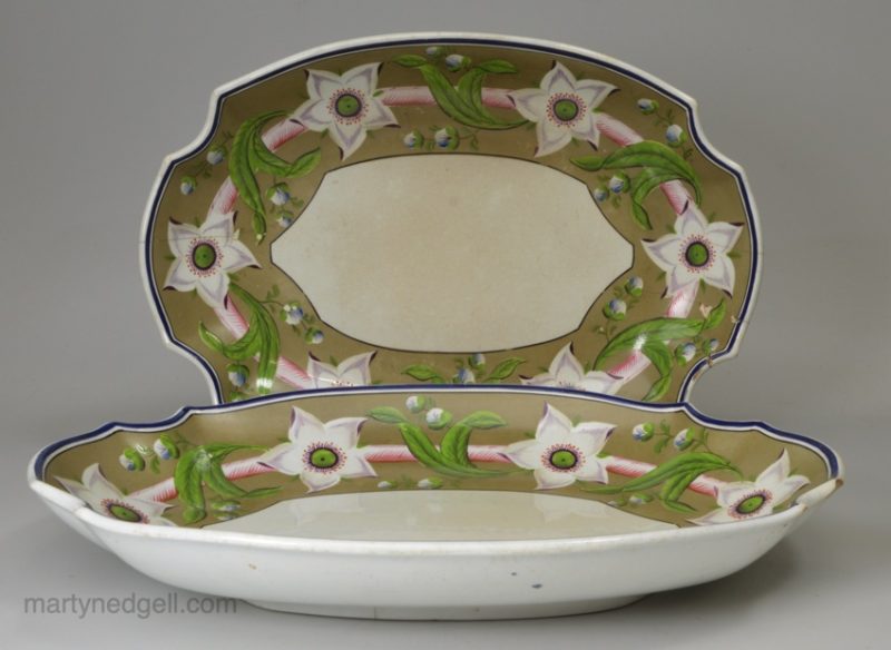 Pair of Wedgwood pearlware pottery dessert dishes, circa 1820