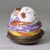Bilston enamel bonbonniere moulded with a spaniel, circa 1780
